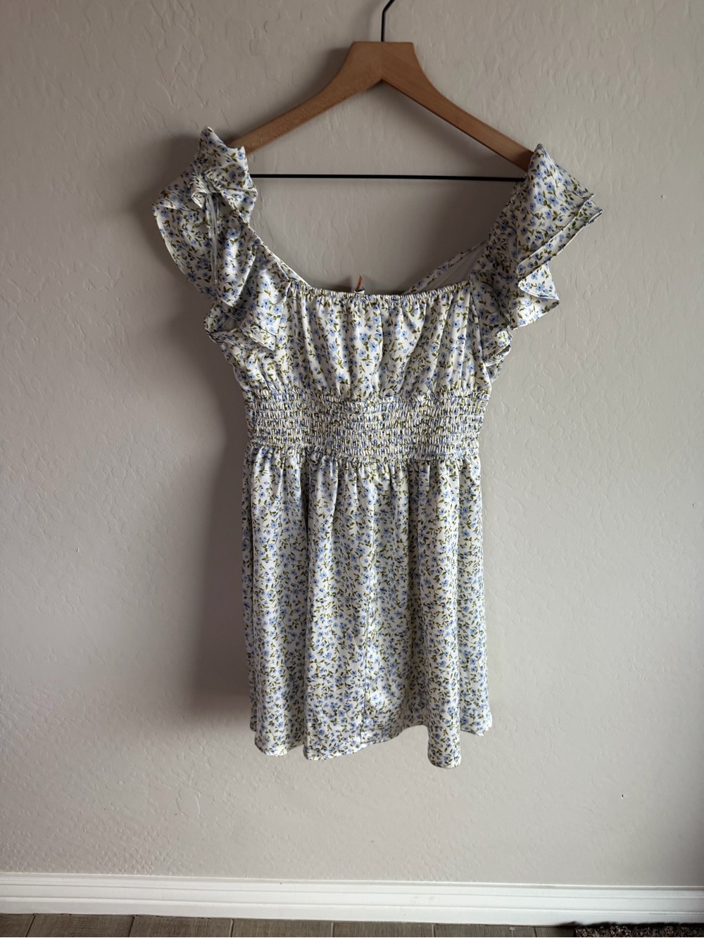 Charlotte Russe Satin Floral  Babydoll Sundress Size Medium